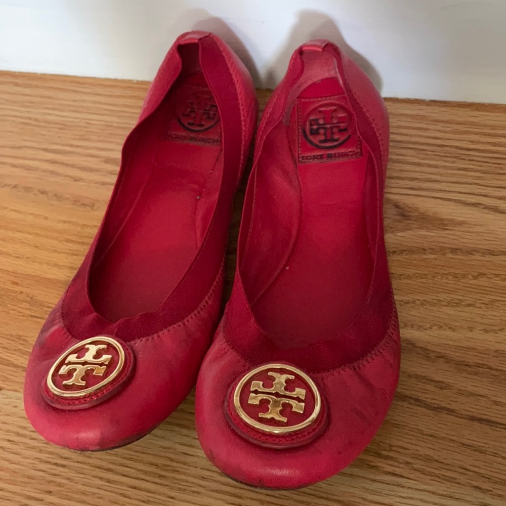 TORY BURCH RED FLATS